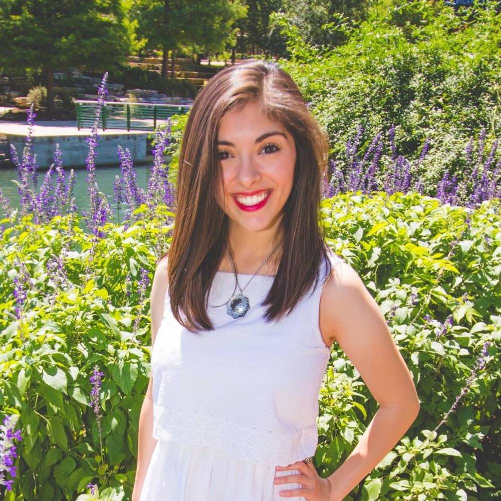 Meet your Posher, Angela